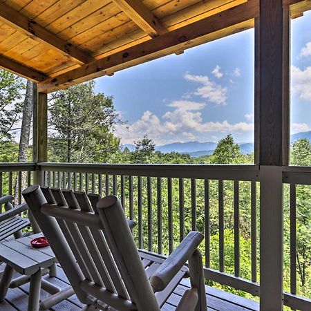 Gatlinburg Cabin With Pool Table And Hot Tub! Esterno foto