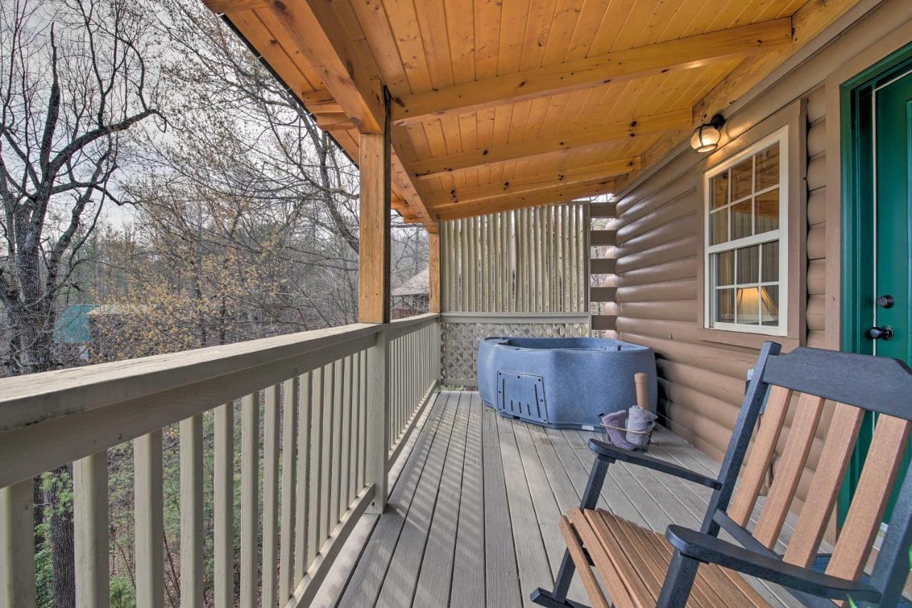 Gatlinburg Cabin With Pool Table And Hot Tub! Esterno foto