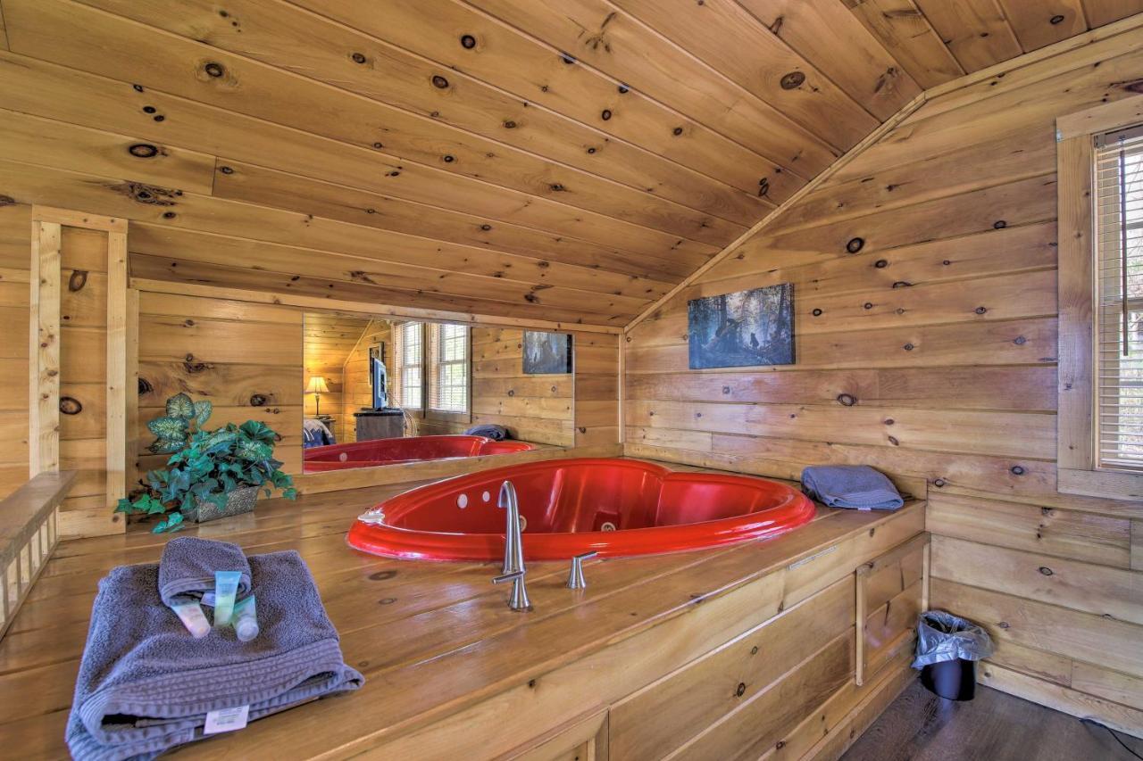 Gatlinburg Cabin With Pool Table And Hot Tub! Esterno foto