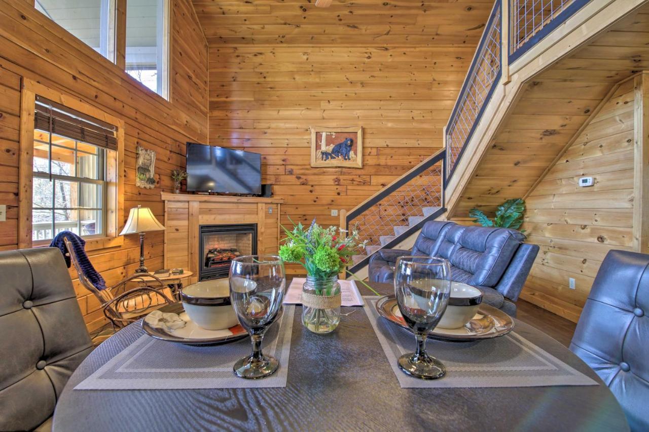 Gatlinburg Cabin With Pool Table And Hot Tub! Esterno foto